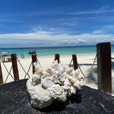 Dewati Roomstay B&B Lang Tengah Eksteriør billede