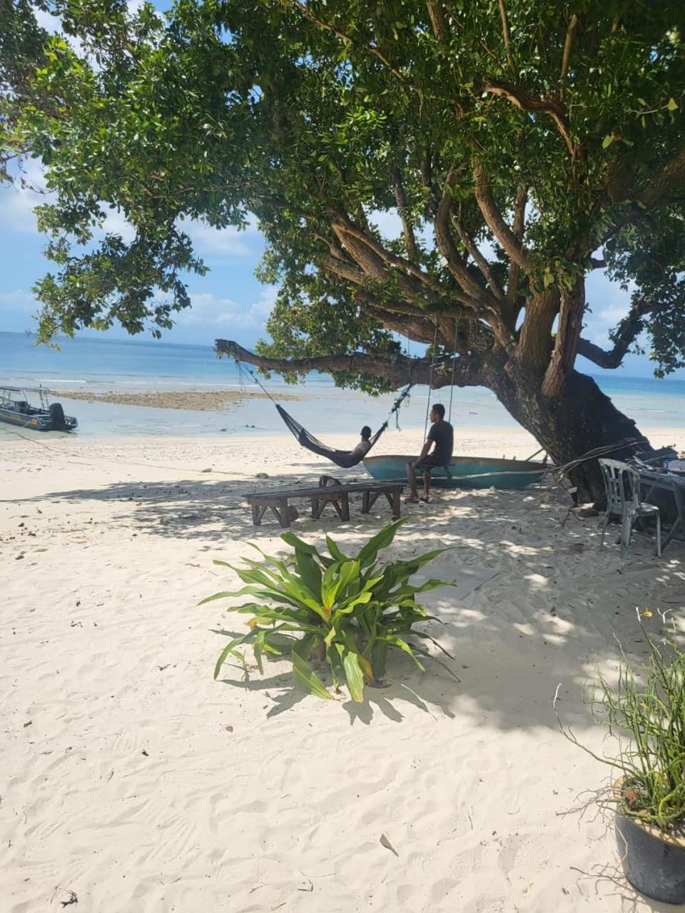 Dewati Roomstay B&B Lang Tengah Eksteriør billede