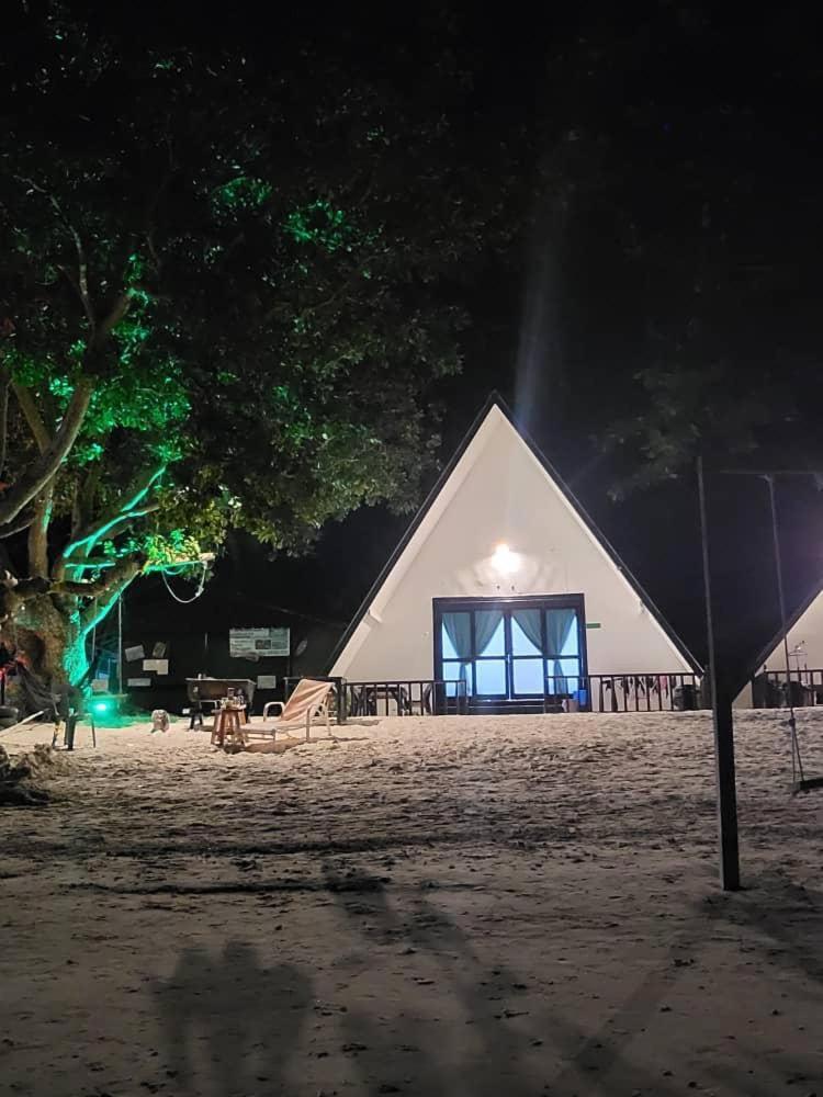 Dewati Roomstay B&B Lang Tengah Eksteriør billede