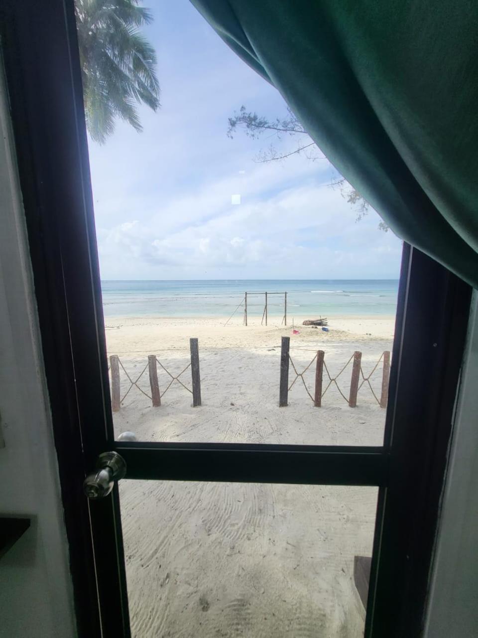 Dewati Roomstay B&B Lang Tengah Eksteriør billede