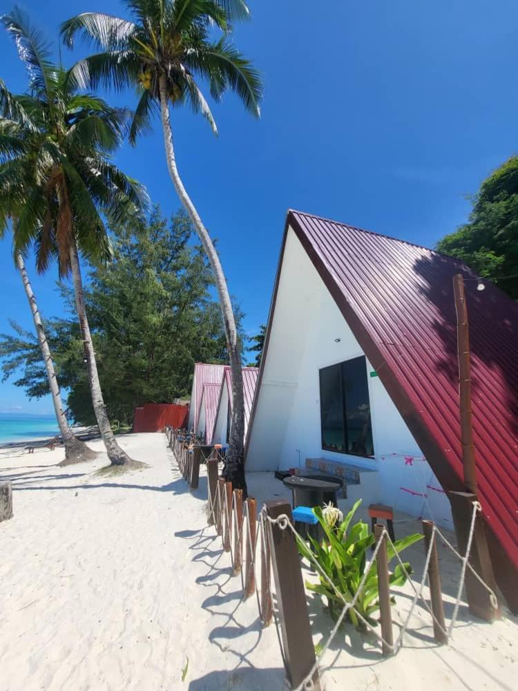 Dewati Roomstay B&B Lang Tengah Eksteriør billede