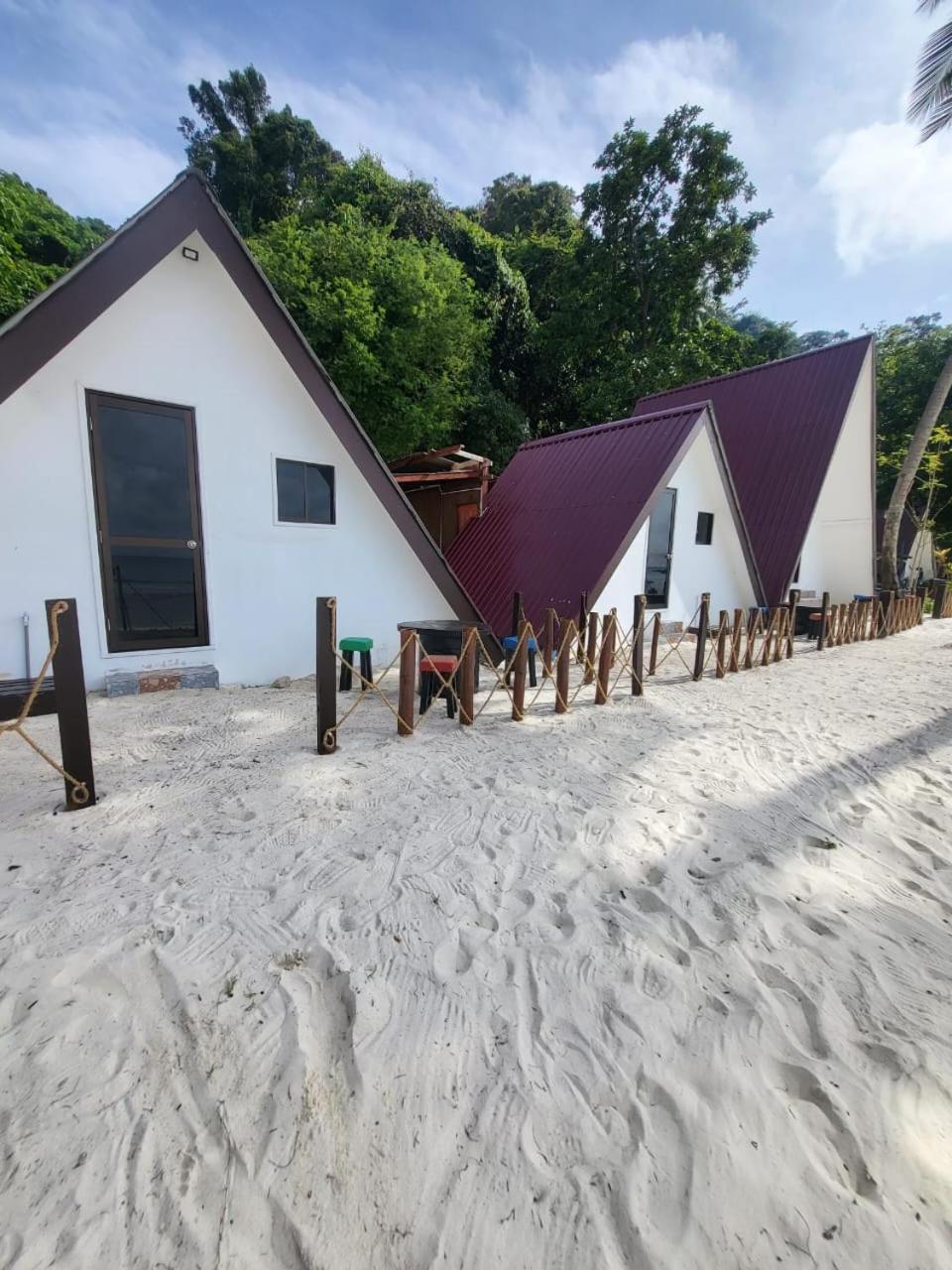 Dewati Roomstay B&B Lang Tengah Eksteriør billede