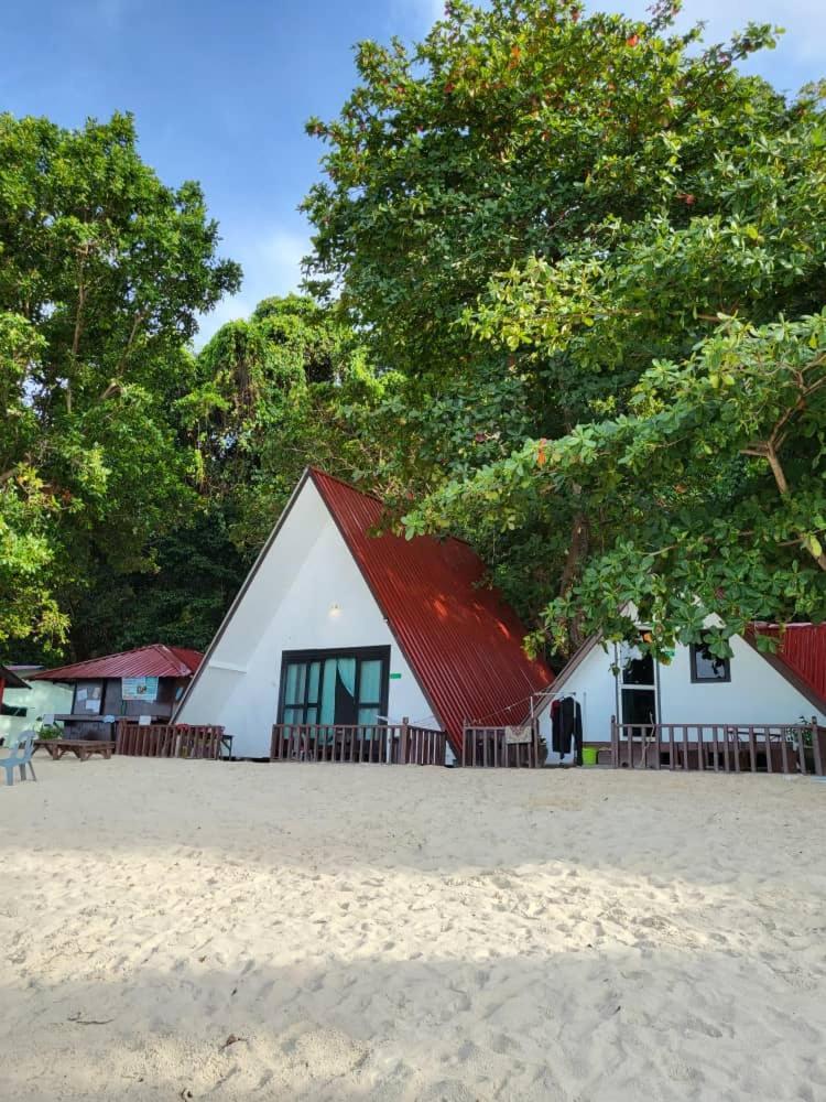 Dewati Roomstay B&B Lang Tengah Eksteriør billede
